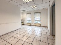 Bild (03b3c5e7941e8cf2be7d82b10025009d): Kombinierbare Gewerbeeinheiten als B�ro, Praxis, Ausstellung nutzbar
