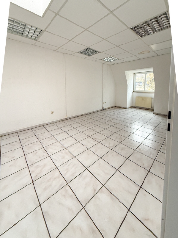 7 Raum 2 B�ro / Praxis Bergkamen