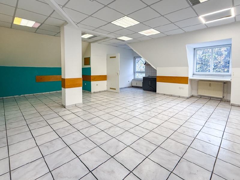 8 Raum 3 B�ro / Praxis Bergkamen