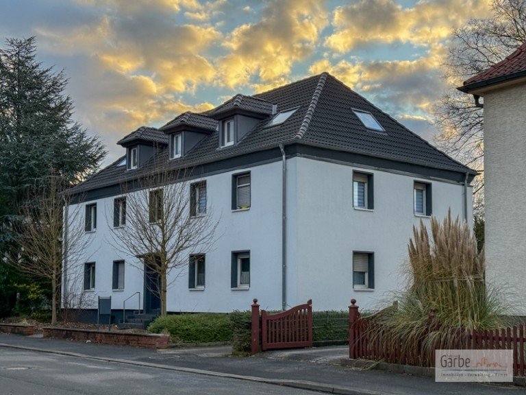 Hausansicht Kamen - Kamen Heeren Etagenwohnung Im kleinen Mehrfamilienhaus am Stadtrand von Kamen Heeren