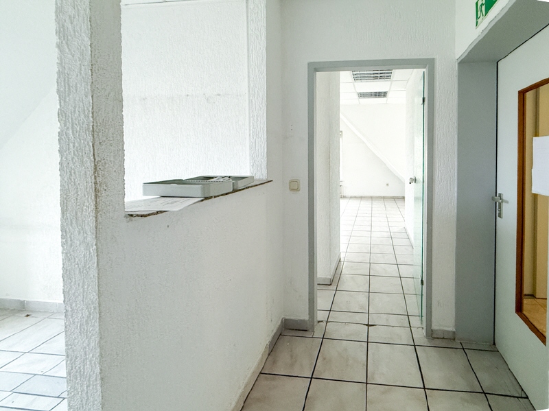 7 Flur B�ro / Praxis Bergkamen