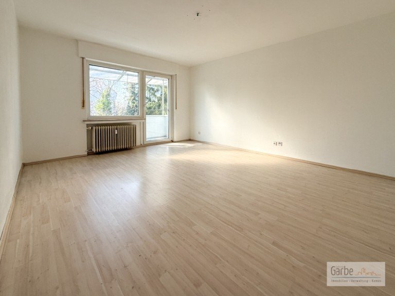 Wohnzimmer Kamen - Kamen Etagenwohnung Ger�umig, hell und mit Balkon im 3. OG in direkter Bahnhofsn�he